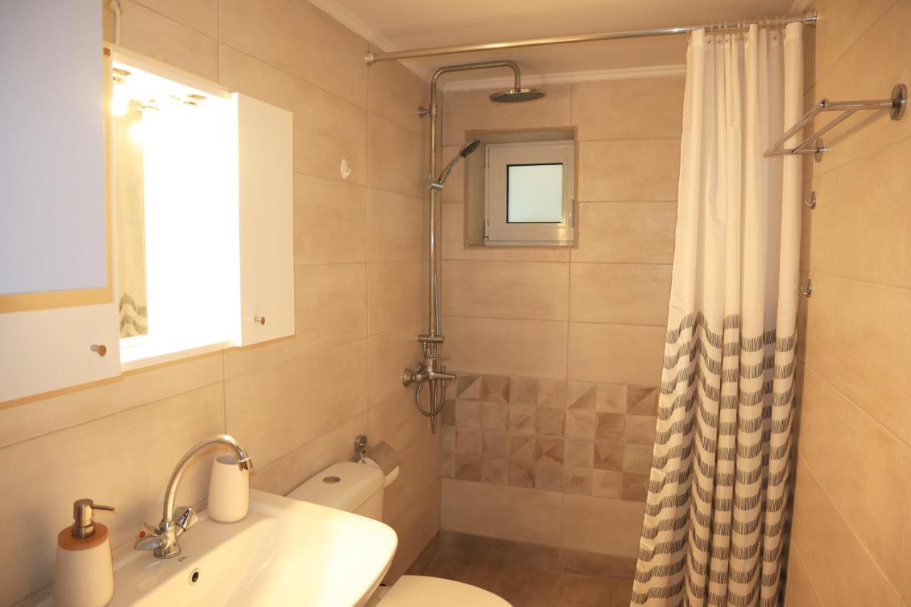 Romanza Kournas Exterior photo